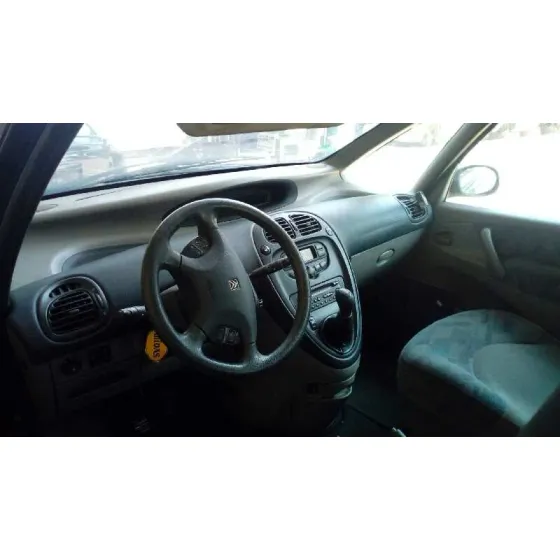 CITROEN XSARA PICASSO '2001 1.8 CAT (6FZ / EW7J4) AZUL