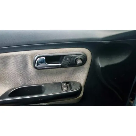 SEAT IBIZA (6L1) '2002 STELLA AZUL