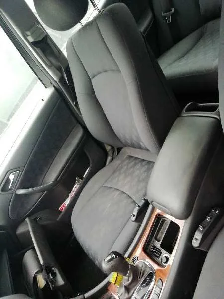 MERCEDES CLASE C (W203) BERLINA '2001 200 CDI (203.004) VERDE