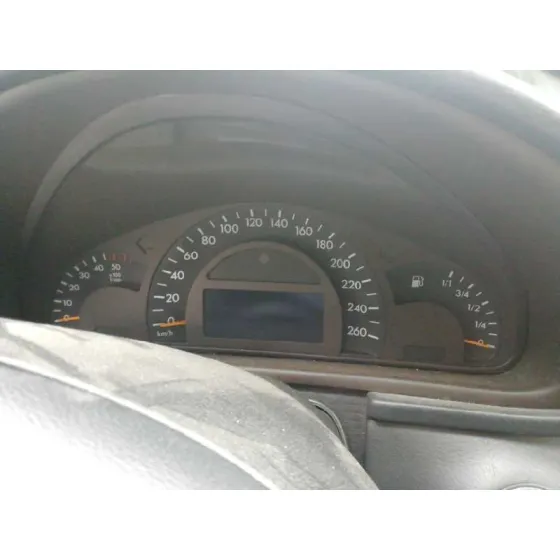 MERCEDES CLASE C (W203) BERLINA '2001 200 CDI (203.004) VERDE