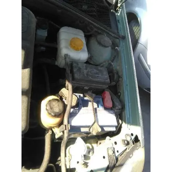 DAEWOO NUBIRA BERLINA '2005 SE VERDE