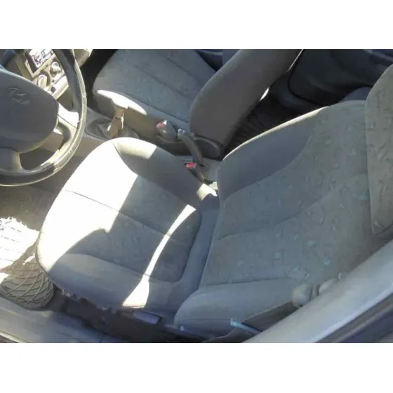 HYUNDAI ACCENT (LC) '2001 GL 4P VERDE