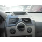 RENAULT MEGANE II FAMILIAR RENAULT MEGANE II FAMILIAR '2004 1.9 DCI DIESEL GRANATE 2003