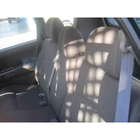 KIA CARENS '2004 2.0 CRDI EX MONOVOLUMEN VERDE OSCURO