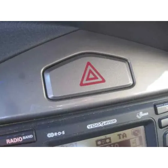 KIA CARENS '2004 2.0 CRDI EX MONOVOLUMEN VERDE OSCURO