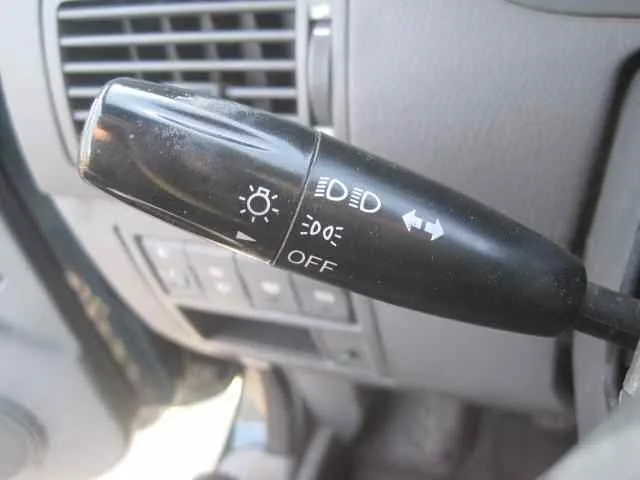 KIA CARENS '2004 2.0 CRDI EX MONOVOLUMEN VERDE OSCURO