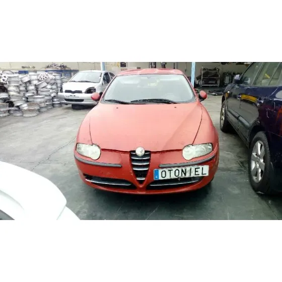 ALFA ROMEO 147 (190) '2001 1.9 JTD DISTINCTIVE ROJO