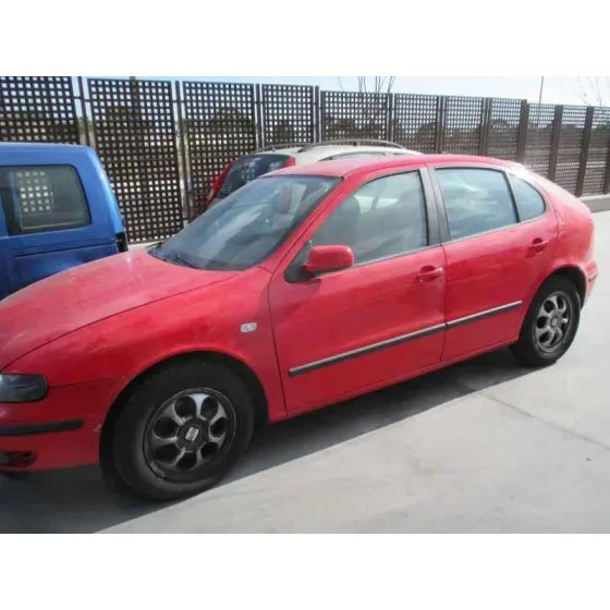 SEAT LEON (1M1) '2000 SIGNO ROJO