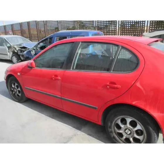 SEAT LEON (1M1) '2000 SIGNO ROJO