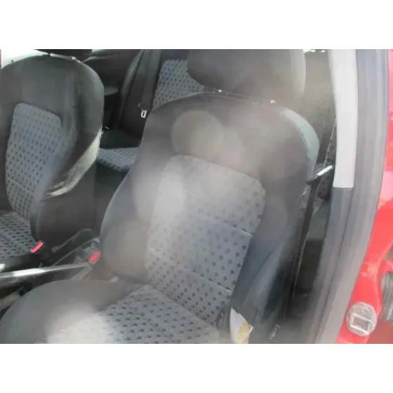 SEAT LEON (1M1) '2000 SIGNO ROJO