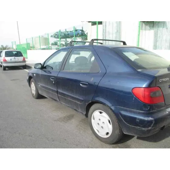 CITROEN XSARA BERLINA '2000 1.6 AZUL