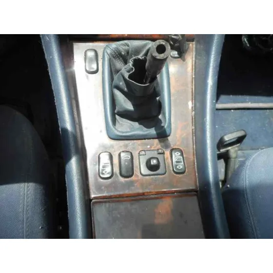 MERCEDES CLASE CLK (W208) COUPE '1998 230 COMPRESSOR (208.347) AZUL