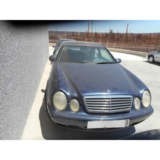 MERCEDES CLASE CLK (W208) COUPE '1998 230 COMPRESSOR (208.347) AZUL