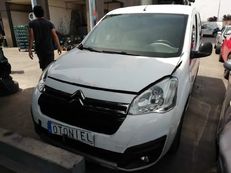 CITROEN BERLINGO STATION WAGON '2015 FEEL BLANCA