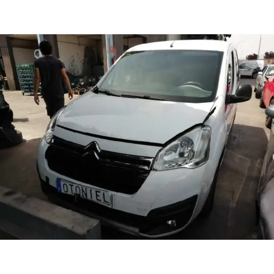 CITROEN BERLINGO STATION WAGON '2015 FEEL BLANCA