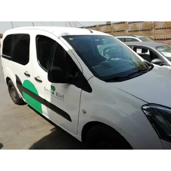 CITROEN BERLINGO STATION WAGON '2015 FEEL BLANCA