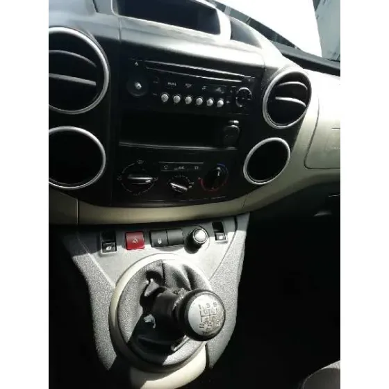 CITROEN BERLINGO STATION WAGON '2015 FEEL BLANCA