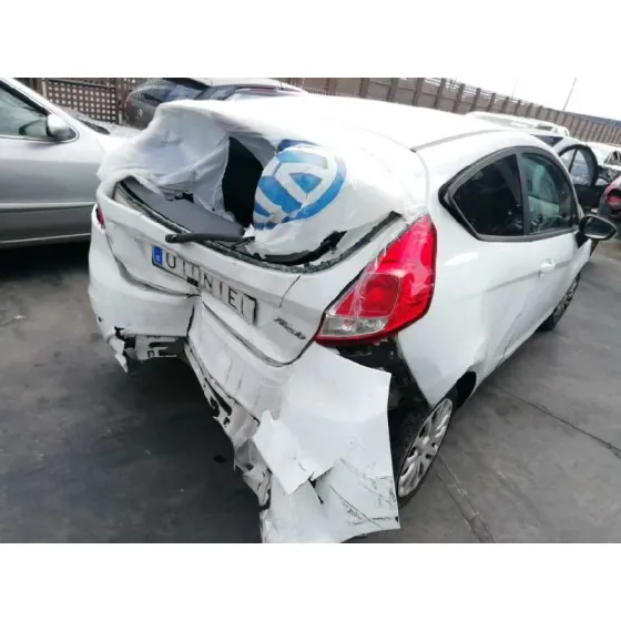 FORD FIESTA (CCN) '2014 AMBIENTE BLANCO