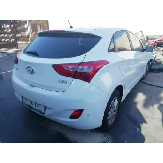 HYUNDAI I30 (GD) '2015 TECNO BLANCO