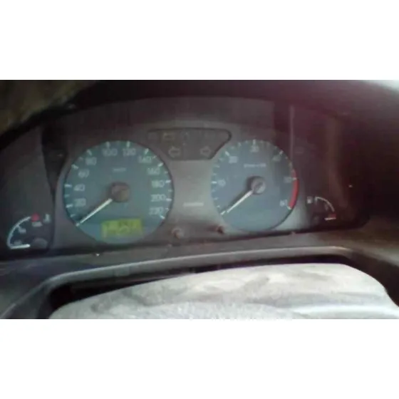 CITROEN XSARA BERLINA '2001 2.0 HDI EXCLUSIVE (80KW) GRIS
