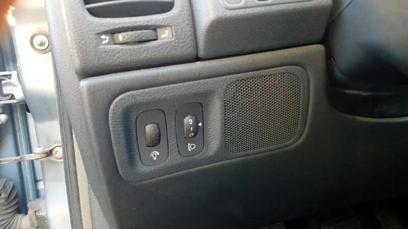 RENAULT LAGUNA II (BG0) '2003 AUTHENTIQUE GRIS