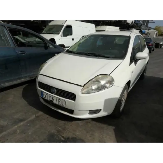FIAT GRANDE PUNTO (199) '2007 1.4 8V ACTIVE (01.2007->) BLANCO