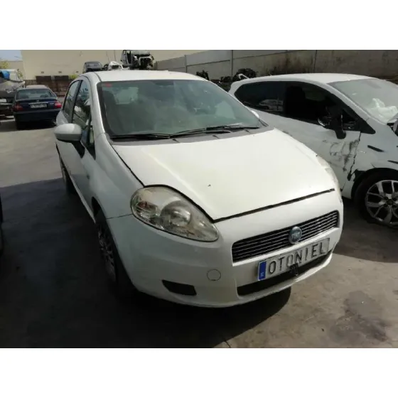 FIAT GRANDE PUNTO (199) '2007 1.4 8V ACTIVE (01.2007->) BLANCO