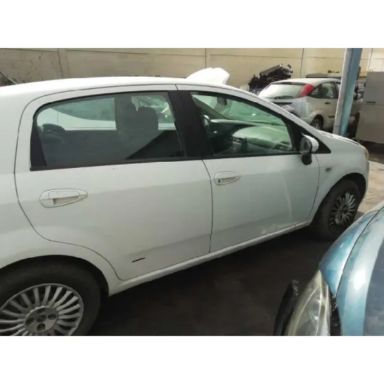 FIAT GRANDE PUNTO (199) '2007 1.4 8V ACTIVE (01.2007->) BLANCO