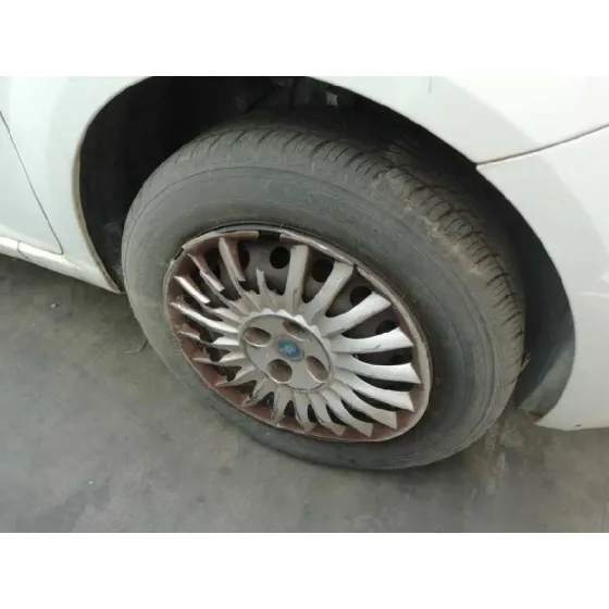 FIAT GRANDE PUNTO (199) '2007 1.4 8V ACTIVE (01.2007->) BLANCO