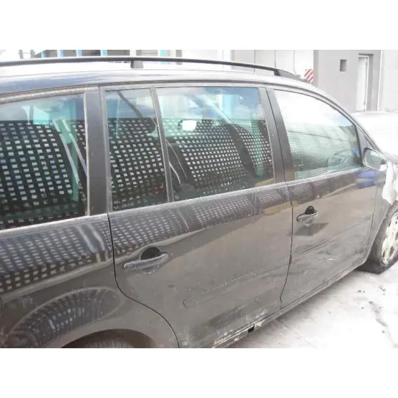 VOLKSWAGEN TOURAN (1T1) '2004 HIGHLINE NEGRO