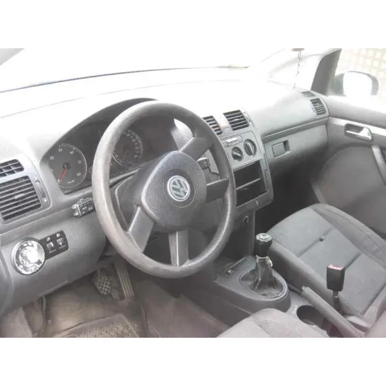 VOLKSWAGEN TOURAN (1T1) '2004 HIGHLINE NEGRO