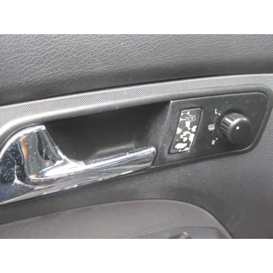 VOLKSWAGEN TOURAN (1T1) '2004 HIGHLINE NEGRO