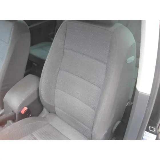 VOLKSWAGEN TOURAN (1T1) '2004 HIGHLINE NEGRO