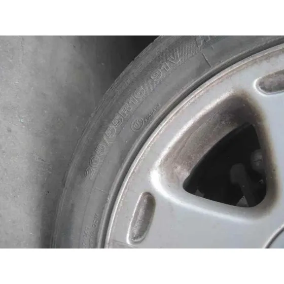 VOLKSWAGEN TOURAN (1T1) '2004 HIGHLINE NEGRO