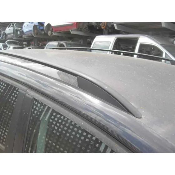 VOLKSWAGEN TOURAN (1T1) '2004 HIGHLINE NEGRO
