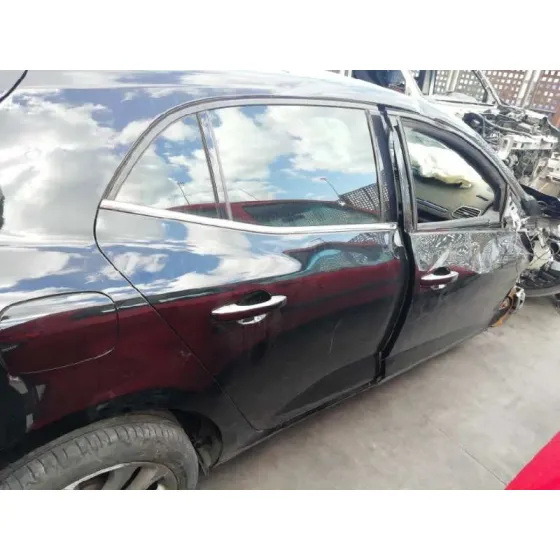 RENAULT MEGANE IV BERLINA 5P '2019 1.3 TCE NEGRO