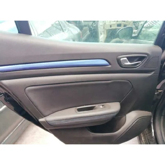 RENAULT MEGANE IV BERLINA 5P '2019 1.3 TCE NEGRO