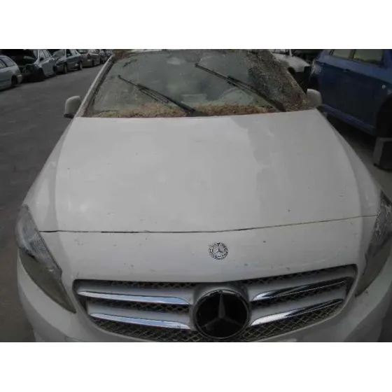 MERCEDES CLASE A (W176) '2014 A 180 CDI BLUEEFFICIENCY (176.012) BLANCO
