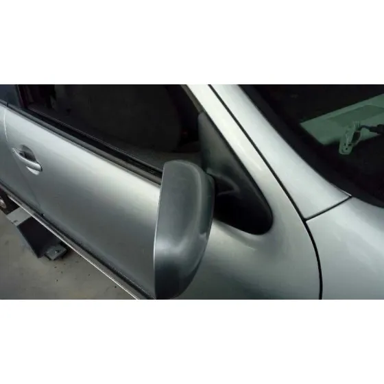 SEAT LEON (1M1) '2000 1.8 20V PLATA