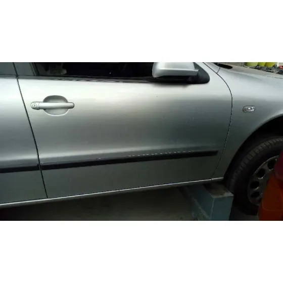 SEAT LEON (1M1) '2000 1.8 20V PLATA