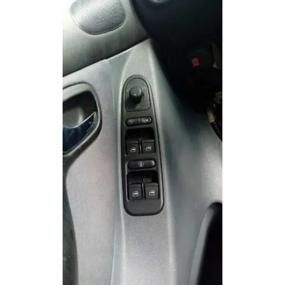 SEAT LEON (1M1) '2000 1.8 20V PLATA