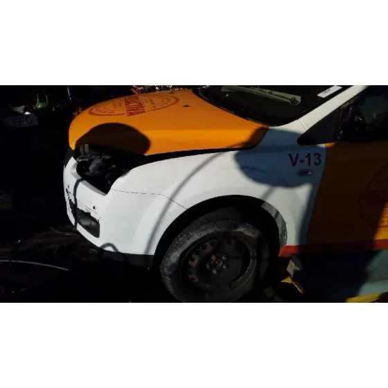 FORD FOCUS SPORTBREAK (CAP) '2006 GHIA BLANCO