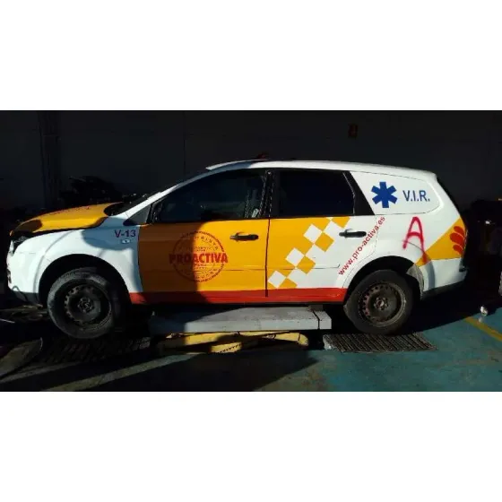 FORD FOCUS SPORTBREAK (CAP) '2006 GHIA BLANCO