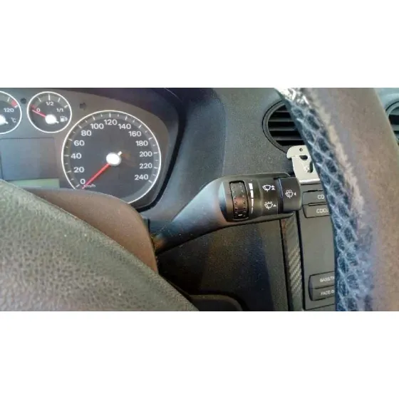 FORD FOCUS SPORTBREAK (CAP) '2006 GHIA BLANCO