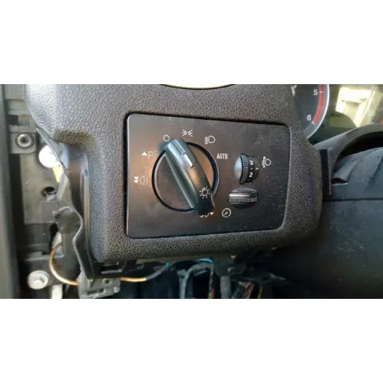 FORD FOCUS SPORTBREAK (CAP) '2006 GHIA BLANCO