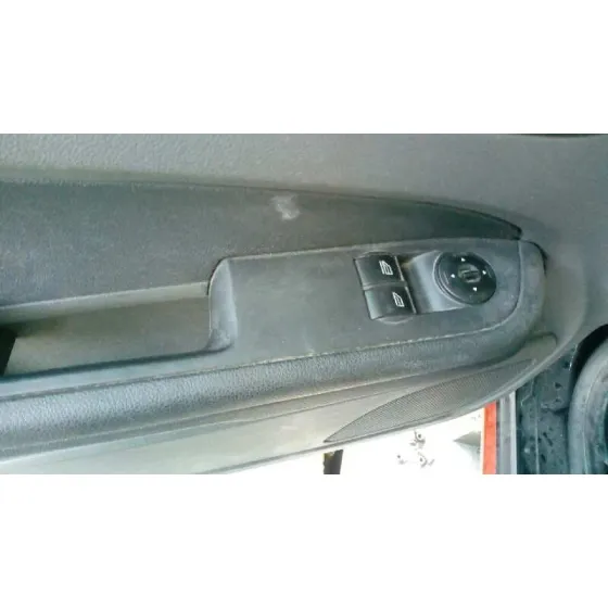 FORD FOCUS SPORTBREAK (CAP) '2006 GHIA BLANCO