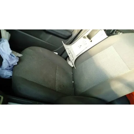 FORD FOCUS SPORTBREAK (CAP) '2006 GHIA BLANCO