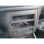 VOLKSWAGEN BORA BERLINA (1J2) VOLKSWAGEN BORA BERLINA (1J2) '2001 CONCEPTLINE GRIS PLATA 1998