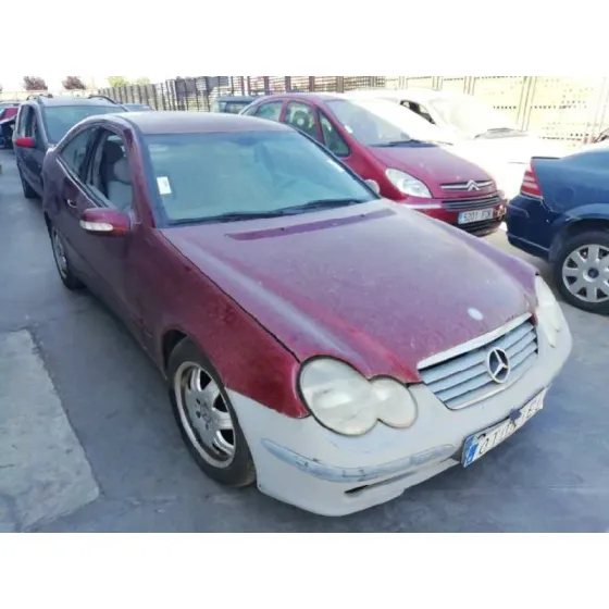 MERCEDES CLASE C (W203) SPORTCOUPE '2003 C 200 COMPRESSOR (203.742) ROJO