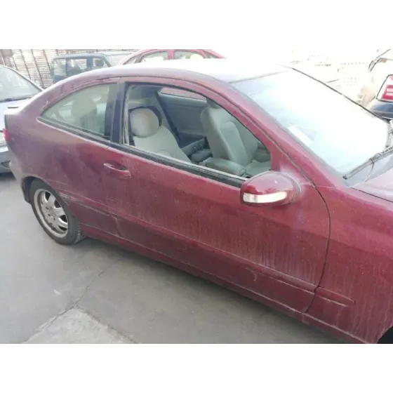 MERCEDES CLASE C (W203) SPORTCOUPE '2003 C 200 COMPRESSOR (203.742) ROJO
